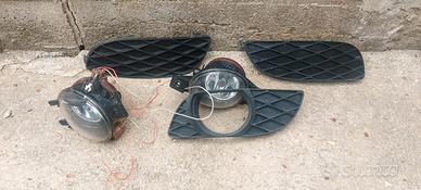 fendinebbia yaris 2003 