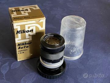 Nikkor 135 mm 1:2.8 obiettivo storico