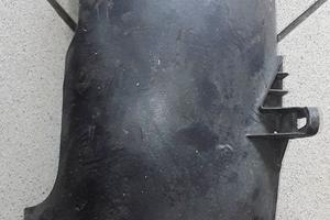 Parafangh ruota post honda dylan125/150 anni 04-05