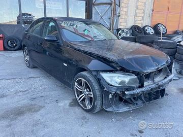 Ricambi BMW 320 MSport 2.0 163cv del 2005