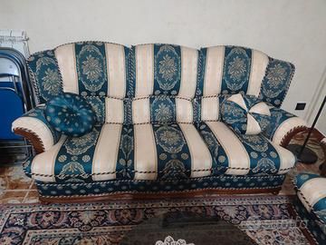 divano più poltrone 