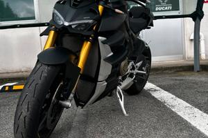 Ducati streetfighter v4 s