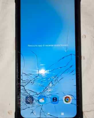 Cellulare Blackview  vetro rotto ma funzionante