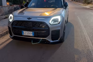 Mini Countryman pari al nuovo 