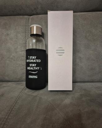 Borraccia in vetro con custodia 500 ml.