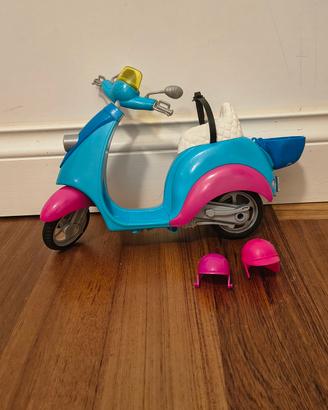vespa, moto Barbie 