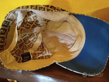 Cappello  originale Fendi