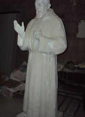 STATUE