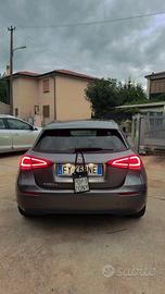Mercedes-benz A 180 d Premium