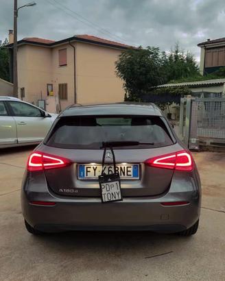 Mercedes-benz A 180 d Premium