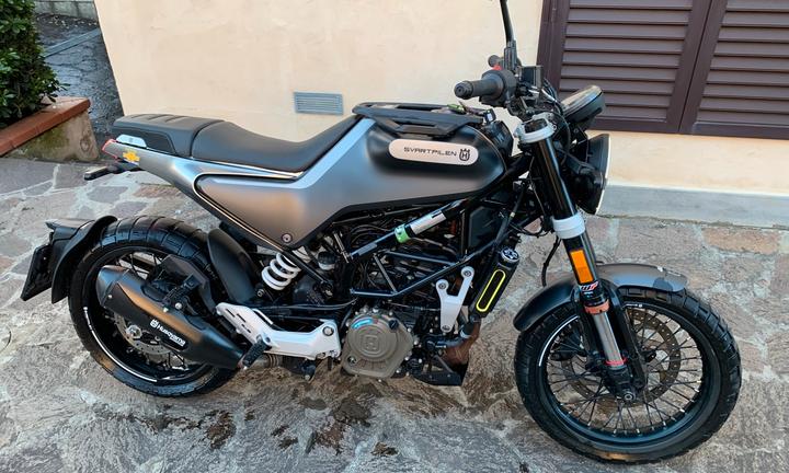 Husqvarna Svartpilen 125 naked 2022