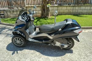 piaggio mp3 250 