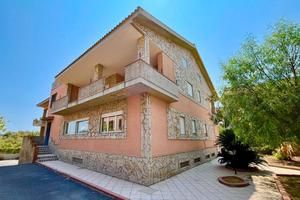 Villa indipendente/ Carlentini Nord