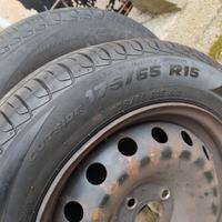 Ruote estive complete R15 175/65 copertoni