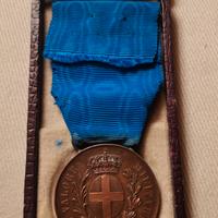 C O M P R O medaglie militari