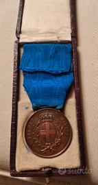 C O M P R O medaglie militari