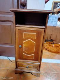 Mobiletto portatelefono