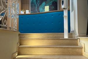 Palazzo Hotel Bar fronte Porto Mura Attività