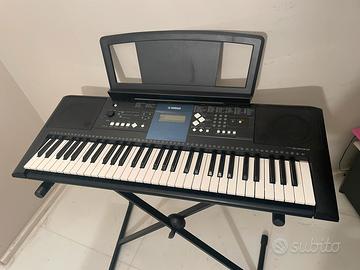 Tastiera Yamaha PSR-E333