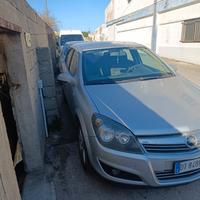 Opel Astra H