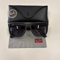 Occhiali da sole Ray-Ban Justin RB4165 601/8G neri