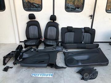 Sedili Fiat Grande Punto EVO 2011 neri in stoffa