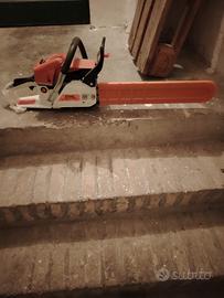          Una Motosega marca still ms441 nuovissima