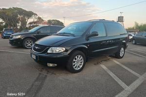Chrysler Voyager 2.5 CRD cat LX Leather