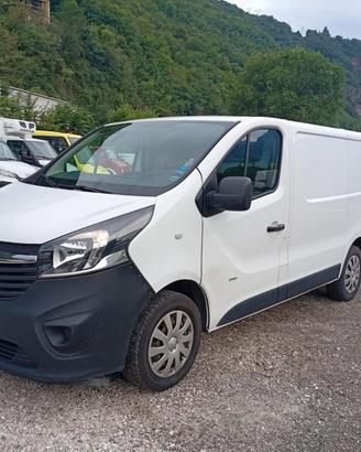 OPEL 3posti Vivaro