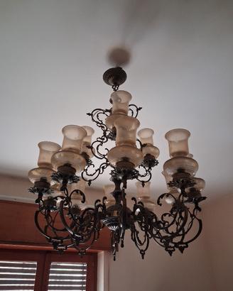 lampadario in bronzo