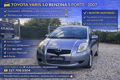 Toyota Yaris 1.0 5 porte
