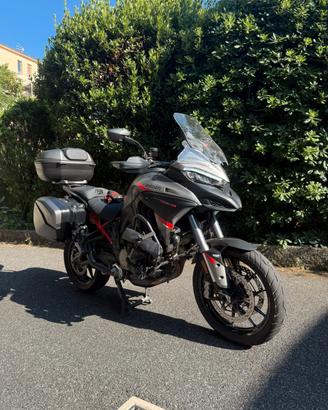 Multistrada v4s Grand Tour