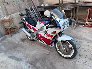 Yamaha fzr 1000