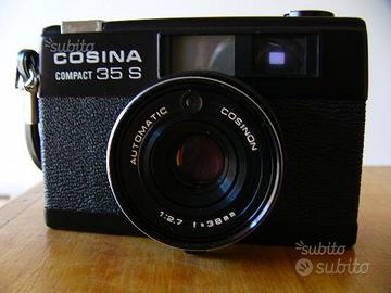 Macchina fotografica storica "COSINA COMPACT 35 S"