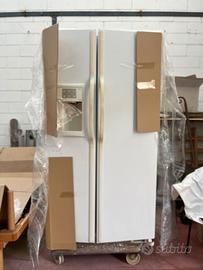 FRIGO BIANCO A DOPPIO SPORTELLO NO FROST