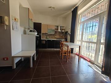 Grazioso monolocale arredato ardea(rm)