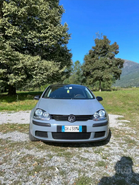 Volkswagen Golf 5 benzina/ GPL