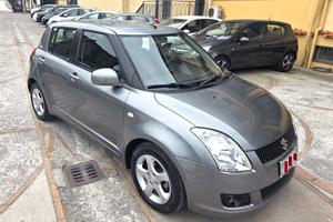 Suzuki Swift 1.3 5p. GLX BEN TENUTA NAVIGATORE GAR