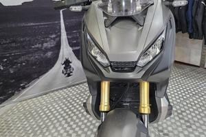 Honda - X-ADV 750 -