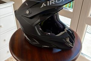 Casco airoh twist 3