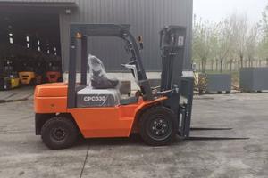 muletto  diesel  3 T