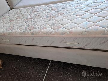 Coppia di materassi singoli Made in Italy – Usati