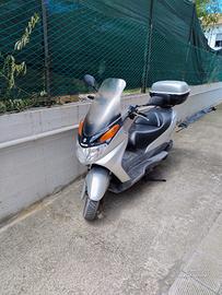 Suzuki UH Burgman 150 - 2002