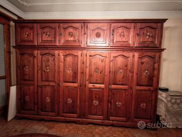 Svuoto casa:Mobili legno massello 