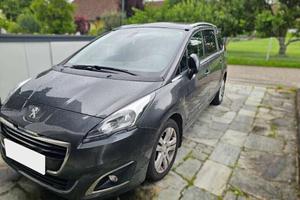 Peugeot 5008 - 7 posti