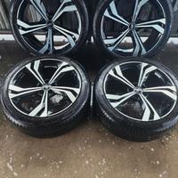 GOMME E CERCHI ORIGINALI AUDI SPORT Q3 