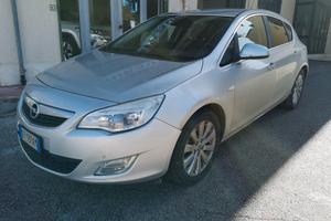 Opel Astra 1.7 CDTI 110CV 5p 2011