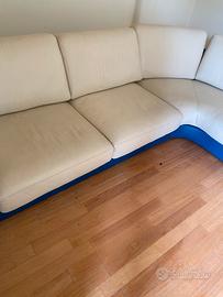 Divano angolare pelle