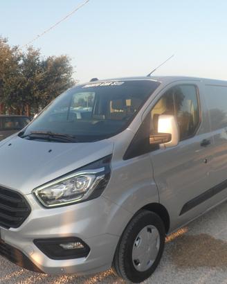 Ford Transit Custom furgone
