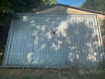 Porta per garage basculante